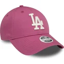 cappelli-curva-rosa-cinghia-regolabile-9forty-league-essential-dei-los-angeles-dodgers-mlb-di-new-era