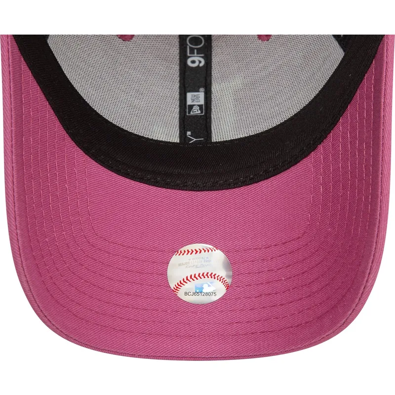 cappelli-curva-rosa-cinghia-regolabile-9forty-league-essential-dei-los-angeles-dodgers-mlb-di-new-era cappelli-curva-rosa-cinghia-regolabile-9forty-league-essential-dei-los-angeles-dodgers-mlb-di-new-era