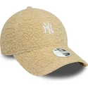 cappellino-curvo-beige-regolabile-da-donna-9forty-borg-dei-new-york-yankees-mlb-di-new-era