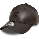 new-era-curved-brim-women-brown-logo-9forty-midi-pu-new-york-yankees-mlb-brown-adjustable-cap