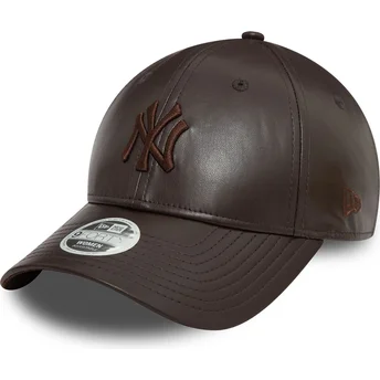 Casquette courbée marron ajustable pour femme avec logo marron 9FORTY Midi PU New York Yankees MLB New Era