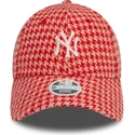 rosa-verstellbare-curved-cap-fur-damen-9forty-houndstooth-der-new-york-yankees-mlb-von-new-era