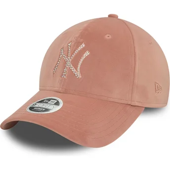 Casquette courbée rose ajustable pour femme 9FORTY Velour Diamante New York Yankees MLB New Era