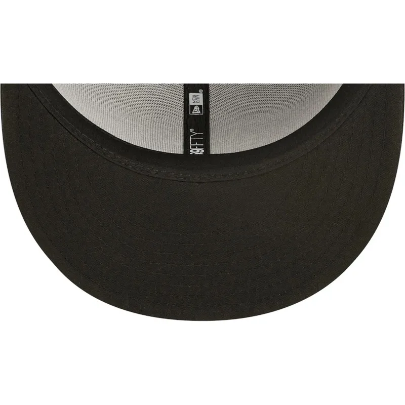 schwarze-enganliegende-59fifty-ac-perf-flatcap-der-miami-marlins-mlb-von-new-era