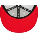 cappellino-snapback-piatto-bianco-e-rosso-9fifty-white-crown-patch-dei-chicago-bulls-nba-di-new-era