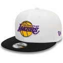 cappellino-piatto-bianco-e-nero-snapback-9fifty-white-crown-patch-dei-los-angeles-lakers-nba-di-new-era