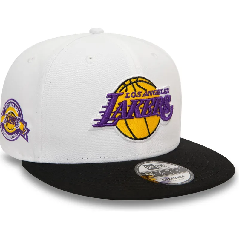 cappelli-piatta-nero-snapback-9fifty-white-crown-patch-dei-los-angeles-lakers-nba-di-new-era cappelli-piatta-nero-snapback-9fifty-white-crown-patch-dei-los-angeles-lakers-nba-di-new-era