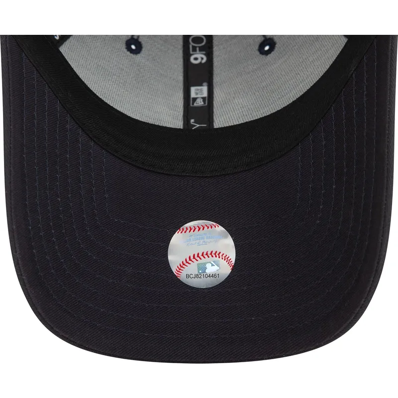 cappellino-visiera-curva-blu-marino-regolabile-9forty-side-patch-di-new-york-yankees-mlb-di-new-era