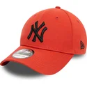 cappellino-curvo-arancione-regolabile-con-logo-nero-39thirty-league-essential-dei-new-york-yankees-mlb-di-new-era