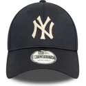 cappellino-regolabile-blu-navy-con-visiera-curva-9forty-pivot-knit-dei-new-york-yankees-mlb-di-new-era