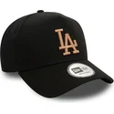 schwarze-snapback-kappe-mit-gebogenem-schirm-und-beigem-logo-9forty-e-frame-league-essential-der-los-angeles-dodgers-mlb-von-new