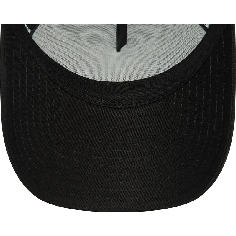 cappello-snapback-nero-con-visiera-curva-e-logo-beige-9forty-e-frame-league-essential-dei-los-angeles-dodgers-mlb-di-new-era