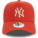new-era-new-york-yankees-mlb-9forty-e-frame-league-essential-snapback-kappe-mit-gebogenem-schirm-in-orange-und-beigem-logo