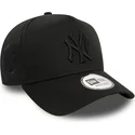 schwarze-9forty-e-frame-monochrome-snapback-kappe-mit-gebogenem-schirm-und-schwarzem-logo-der-new-york-yankees-mlb-von-new-era