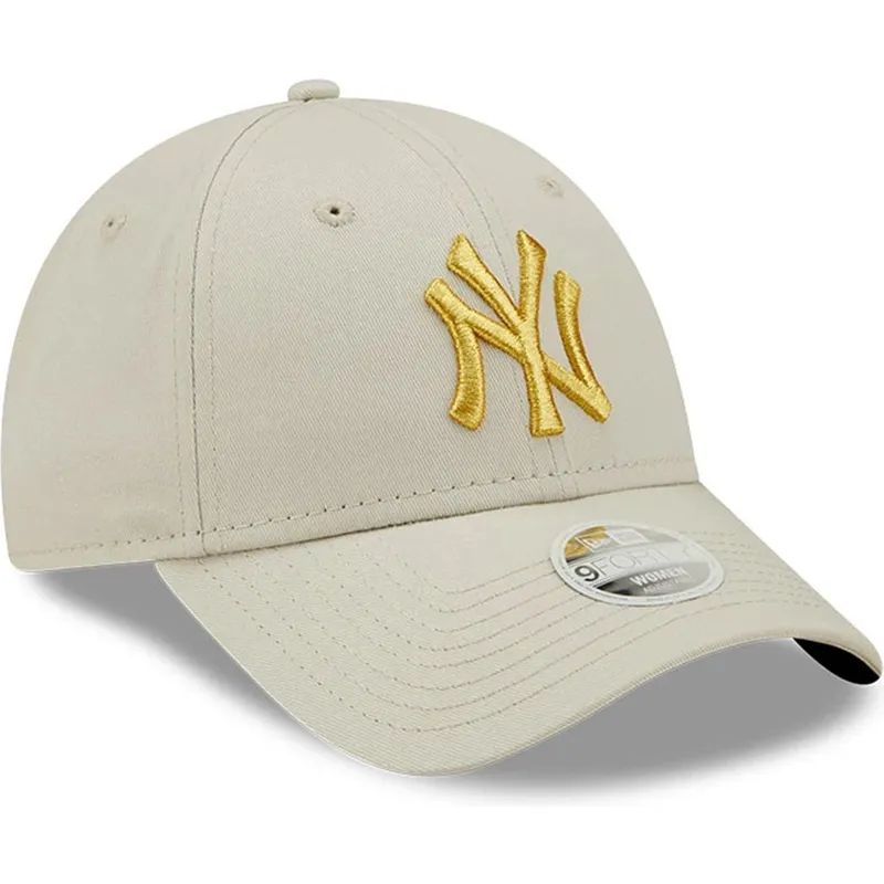 beige-justerbar-bojd-keps-for-kvinnor-med-guldlogo-9forty-metallic-logo-av-new-york-yankees-mlb-fran-new-era