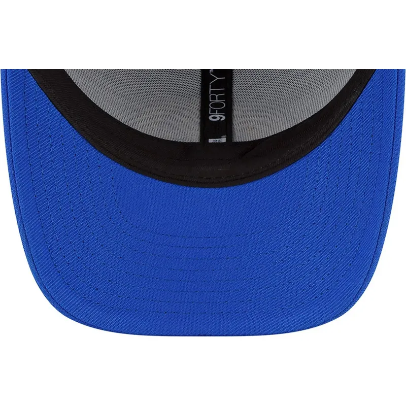 justerbar-bla-buet-kasket-til-born-9forty-the-league-fra-los-angeles-rams-nfl-fra-new-era