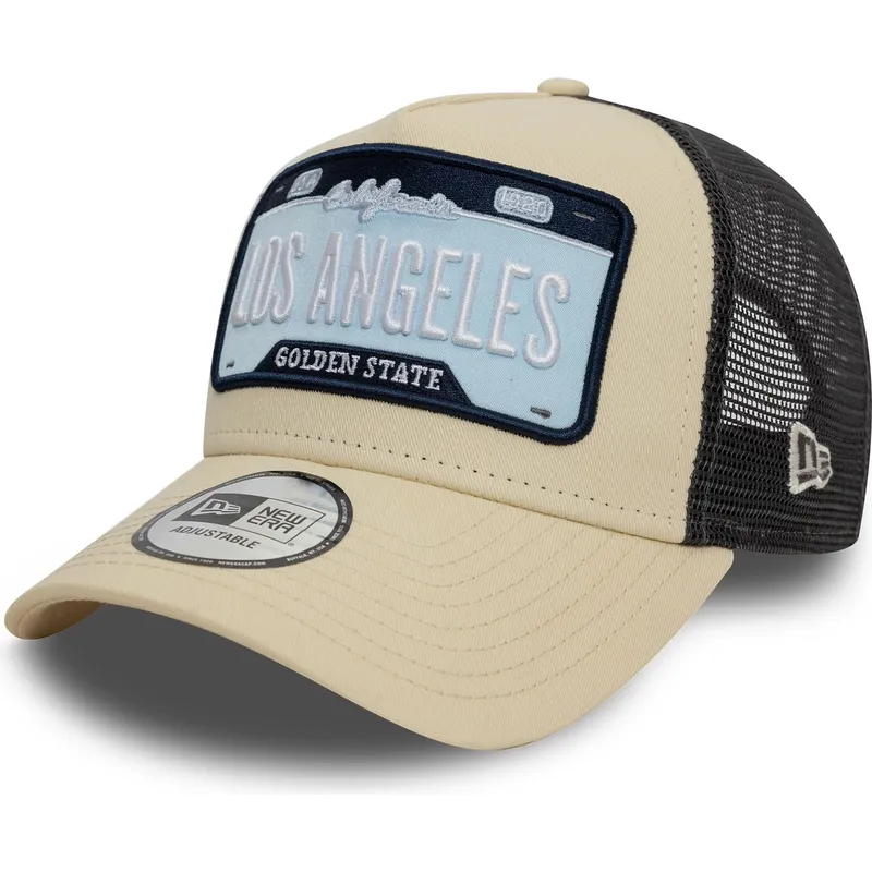 beige-und-schwarze-a-frame-license-plate-trucker-kappe-von-los-angeles-cities-and-beaches-von-new-era