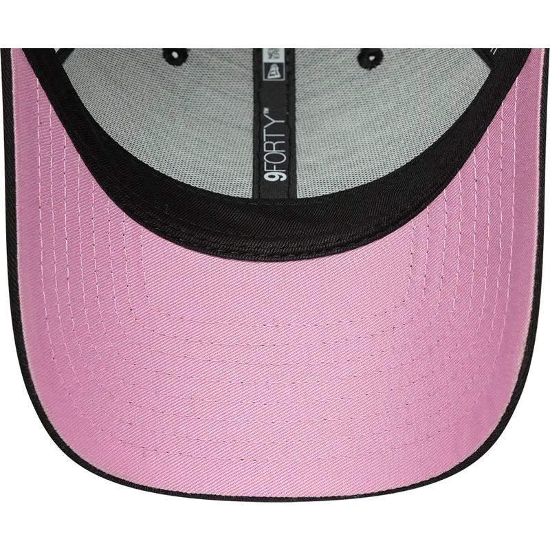 justerbar-svart-bojd-keps-9forty-core-kunisports-kings-league-fran-new-era