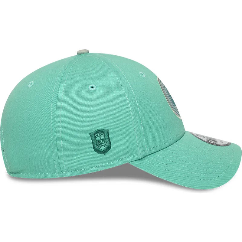 grune-verstellbare-curved-cap-9forty-core-von-los-troncos-fc-kings-league-von-new-era