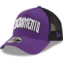 cappellino-trucker-viola-e-nero-a-frame-classic-dei-sacramento-kings-nba-di-new-era