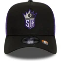 cappellino-trucker-nero-e-viola-a-frame-classic-dei-sacramento-kings-nba-di-new-era