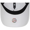 new-era-new-york-yankees-mlb-9twenty-league-essential-hvid-justerbar-kasket-med-buet-skygge-og-hvidt-logo