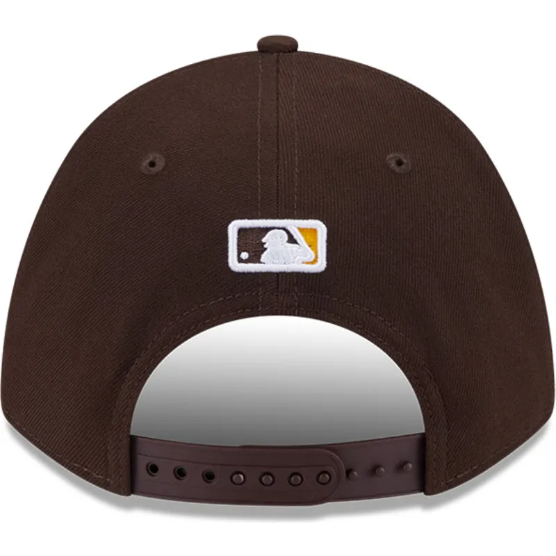 cappellino-curvo-marrone-snapback-9forty-m-crown-player-replica-di-san-diego-padres-mlb-di-new-era