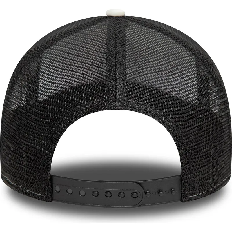 cappellino-trucker-bianco-e-nero-9forty-a-frame-graphic-di-new-york-yankees-mlb-di-new-era