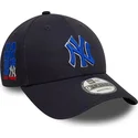 gorra-curva-azul-marino-ajustable-con-logo-azul-9forty-side-patch-de-new-york-yankees-mlb-de-new-era