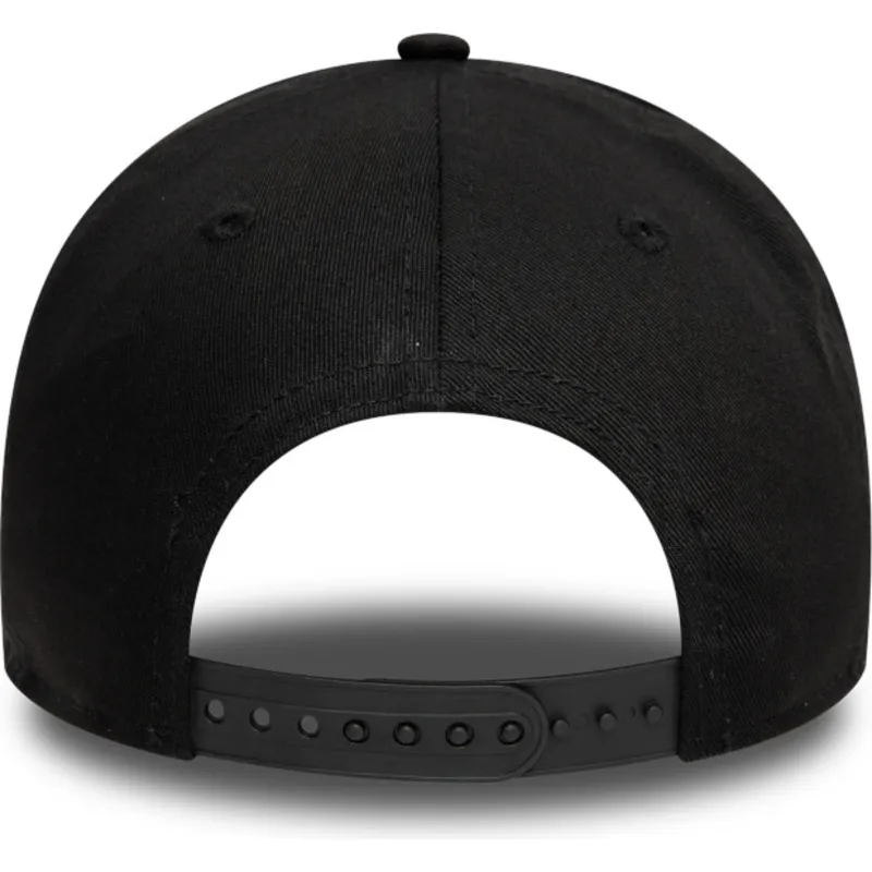 sort-snapback-kasket-med-buet-skygge-og-morkeblat-logo-9forty-a-frame-world-series-patch-fra-new-york-yankees-mlb-fra-new-era