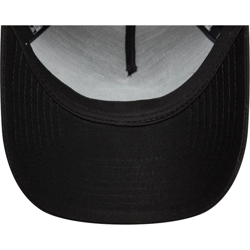 sort-snapback-kasket-med-buet-skygge-og-morkeblat-logo-9forty-a-frame-world-series-patch-fra-new-york-yankees-mlb-fra-new-era