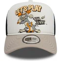 cappellino-trucker-bianco-beige-e-nero-9forty-a-frame-di-tom-e-jerry-looney-tunes-di-new-era