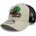 casquette-trucker-beige-et-noire-9forty-a-frame-outdoor-patch-new-era