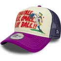 casquette-trucker-beige-et-violette-9forty-a-frame-graphic-stand-tall-talk-small-play-ball-new-era