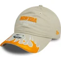 gorra-curva-beige-ajustable-para-mujer-9twenty-flame-visor-de-new-era