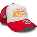 9forty-a-frame-foam-vit-och-rod-truckerkeps-for-kvinnor-miami-beach-stader-och-strander-av-new-era