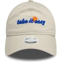 cappellino-beige-regolabile-da-donna-9twenty-take-it-easy-di-new-era