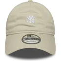 casquette-courbee-beige-ajustable-9twenty-mini-logo-new-york-yankees-mlb-new-era