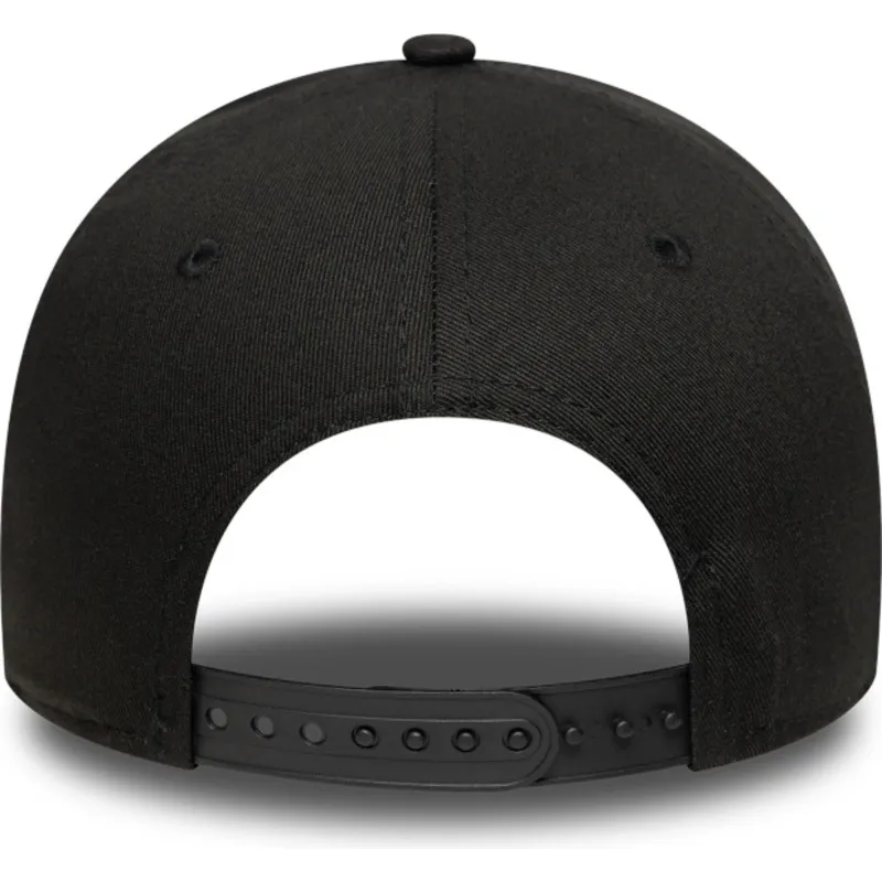 czarna-zakrzywiona-czapka-snapback-e-frame-essential-chicago-bulls-nba-od-new-era