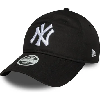 New Era Curved Brim Women 9TWENTY League Essential New York Yankees MLB Black Adjustable Cap