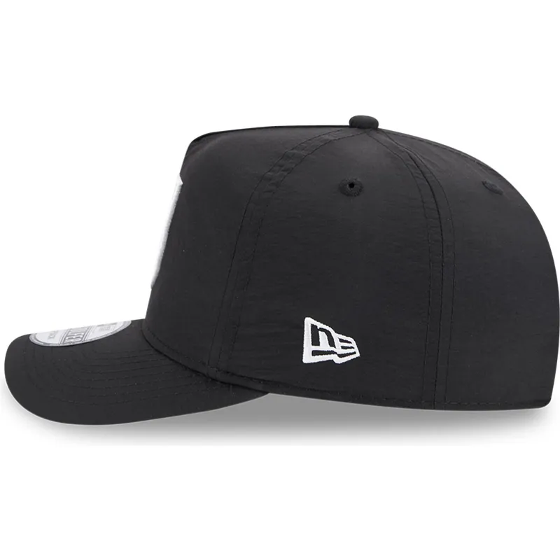 schwarze-verstellbare-curved-cap-golfer-everyday-nylon-der-las-vegas-raiders-nfl-von-new-era