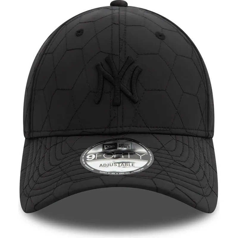 new-era-new-york-yankees-mlb-9forty-quilted-sort-justerbar-kasket-med-sort-logo