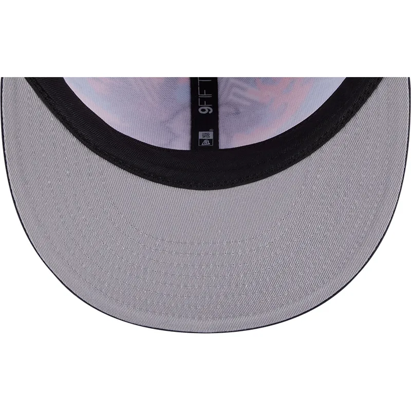 mehrfarbige-flache-snapback-kappe-9fifty-printed-spring-training-fan-pack-2025-der-boston-red-sox-mlb-von-new-era