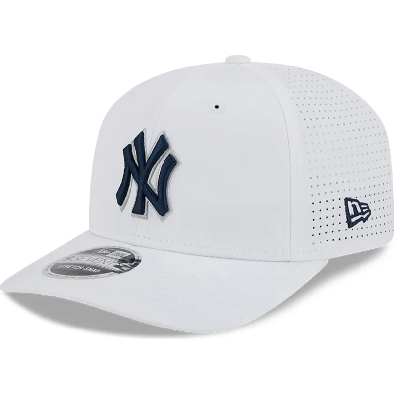 cappellino-trucker-bianco-9seventy-perf-spring-training-fan-pack-2025-dei-new-york-yankees-mlb-di-new-era