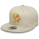 cappello-piatto-beige-snapback-9fifty-floral-di-new-york-yankees-mlb-di-new-era