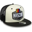 cappellino-trucker-piatto-beige-e-nero-9fifty-classics-logo-di-nascar-di-new-era