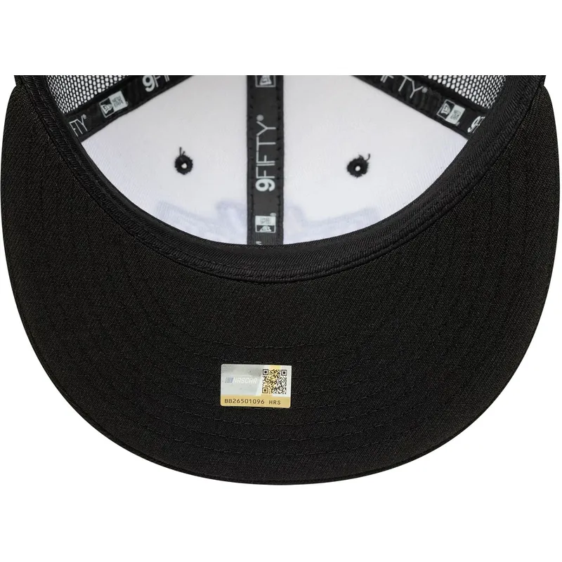 cappellino-trucker-visiera-piatta-beige-e-nero-9fifty-classics-logo-di-nascar-di-new-era