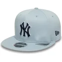 cappello-piatto-blu-snapback-con-logo-blu-marino-9fifty-original-fit-world-series-dei-new-york-yankees-mlb-di-new-era