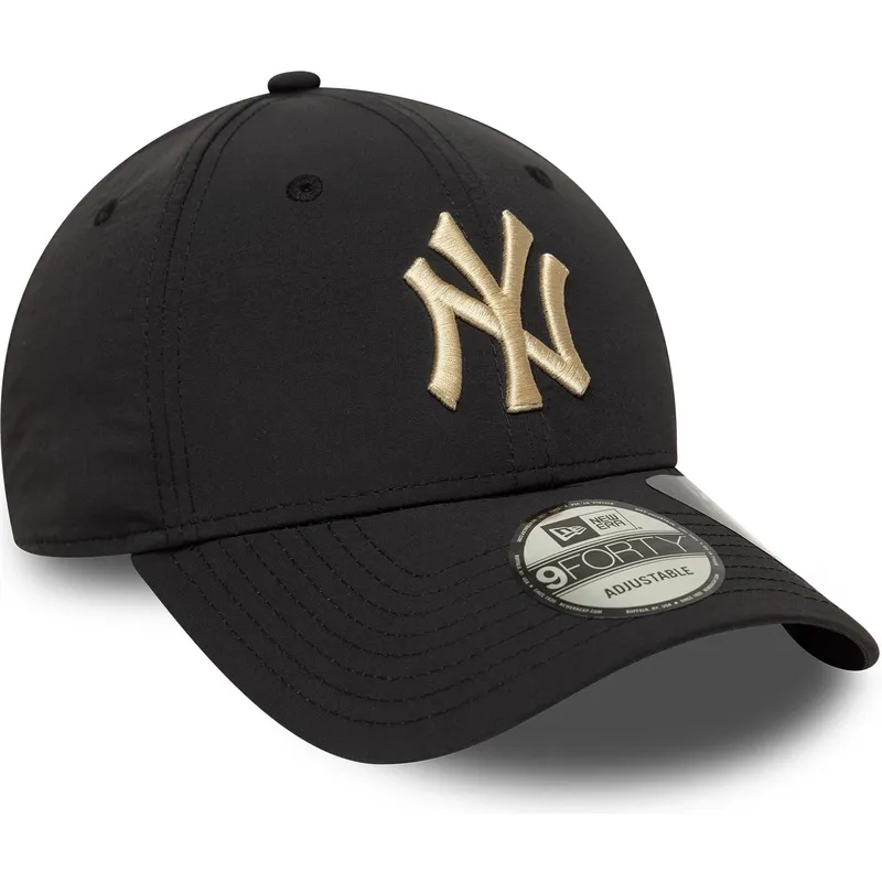 cappellino-curvo-nero-regolabile-con-logo-beige-9forty-recycled-di-new-york-yankees-mlb-di-new-era