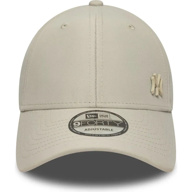 bezowa-regulowana-czapka-z-zakrzywionym-daszkiem-9forty-tonal-flawless-new-york-yankees-mlb-od-new-era